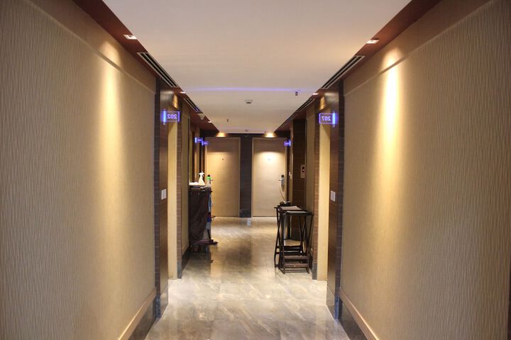 Lobby Photos