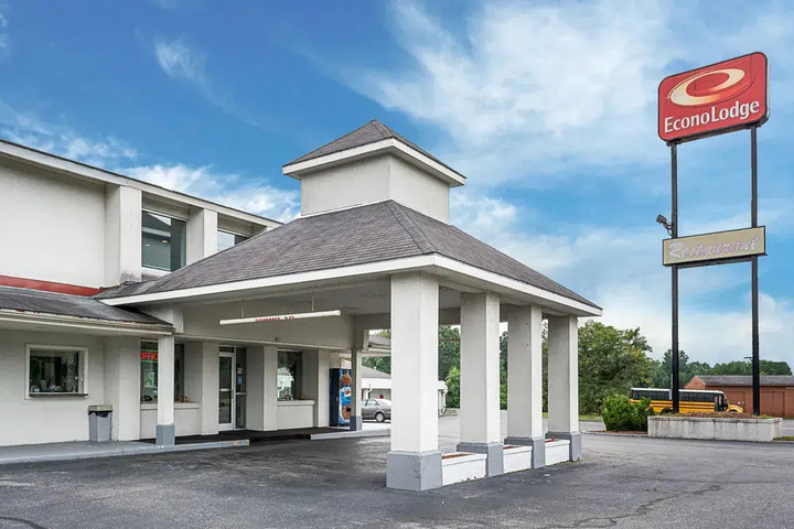 Photo of Econo Lodge South
