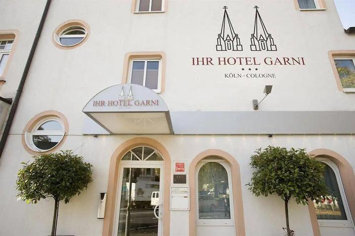 IHR HOTEL GARNI