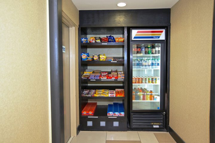 Snack bar