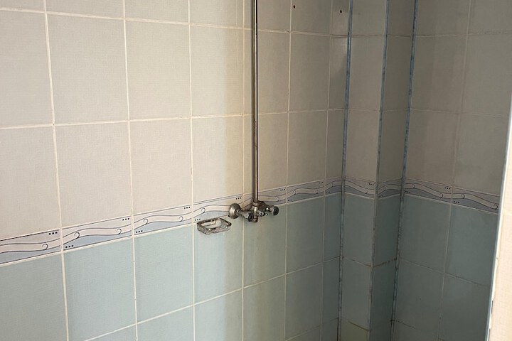 Room 7 of 15