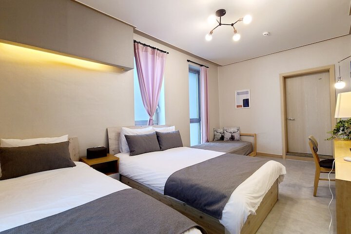 Room 16 of 84