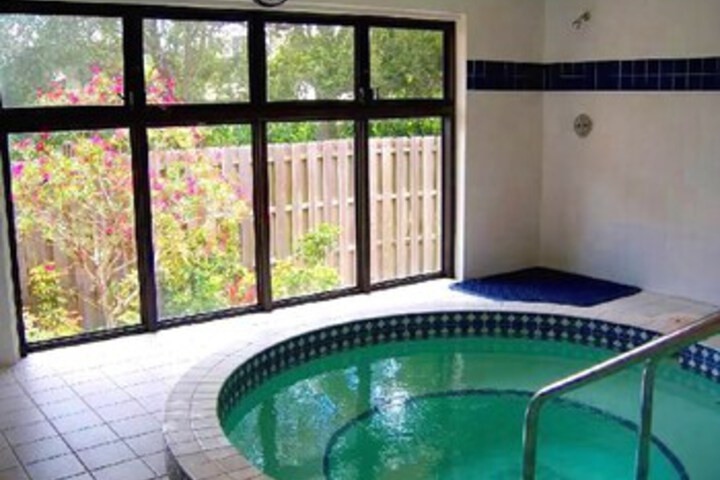 Spa 13 of 23