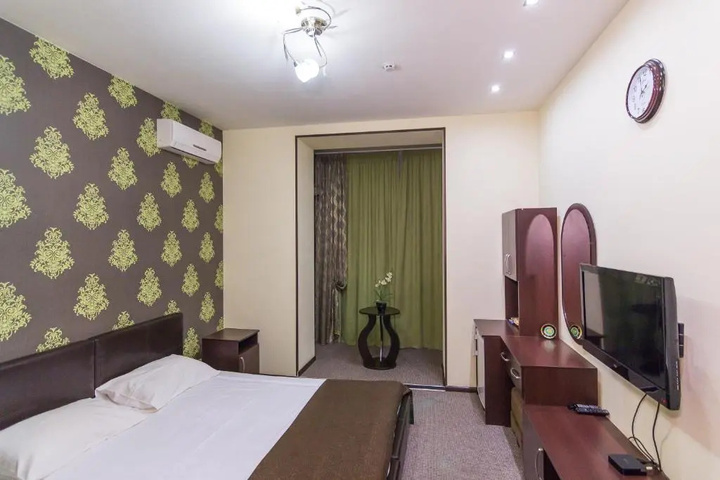 Room 26 of 29