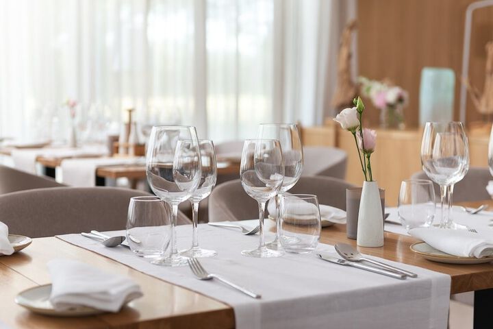 Dining 52 of 71