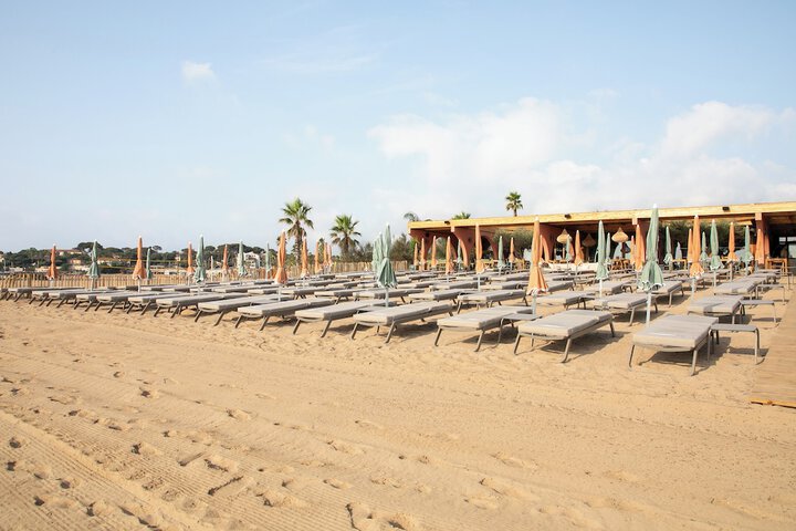 Beach 70 of 82
