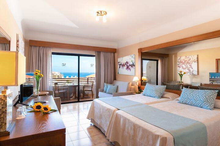 Room 10 of 41
