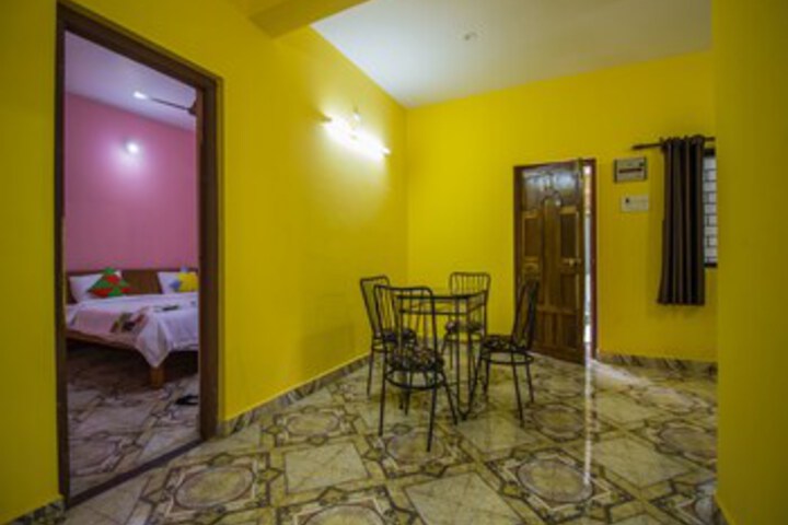 Room 3 of 10
