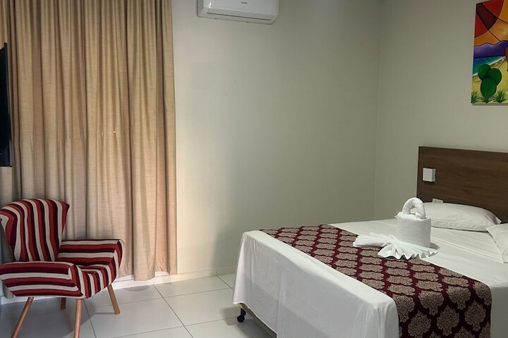 Room 4 of 74