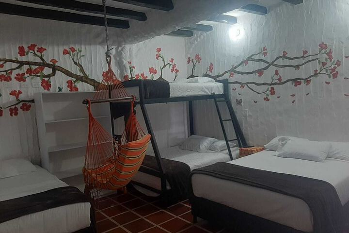 Room 11 of 19