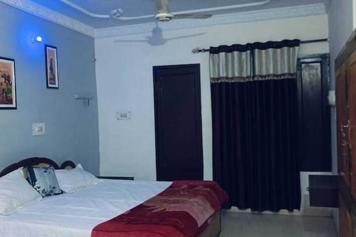 Room 3 of 14