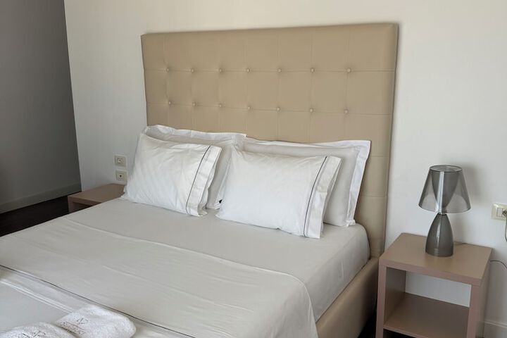 Room 68 of 207