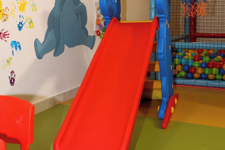 Childrens Activities 50 of 97