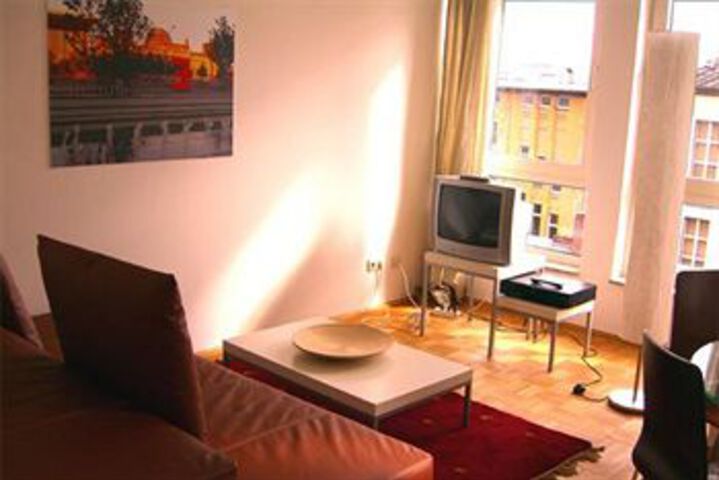Room 27 of 41