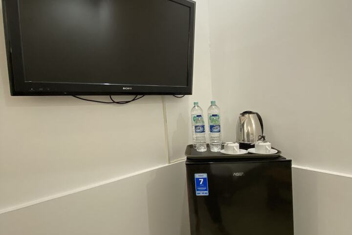 Room 13 of 107