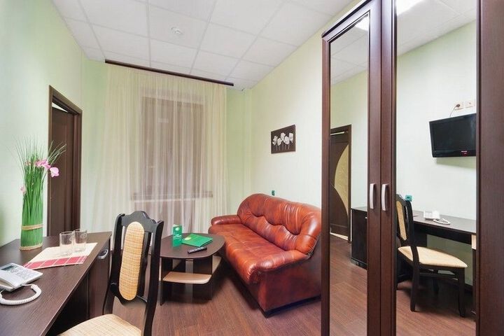 Room 22 of 36
