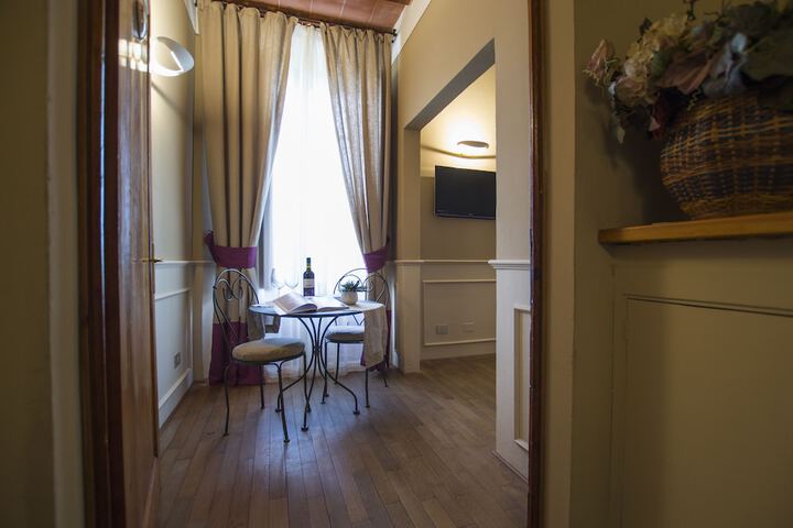 Room 25 of 46