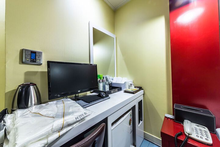 Room 29 of 75