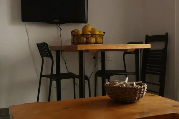 Room 3 of 23
