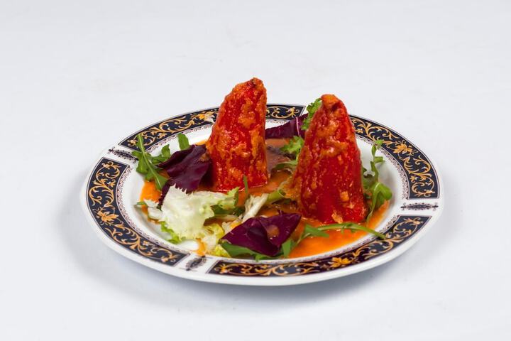 Dining 40 of 63