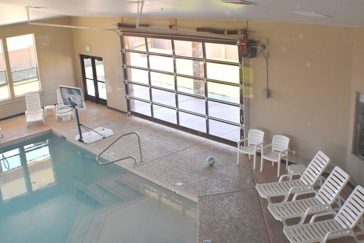 Pool 32 of 67