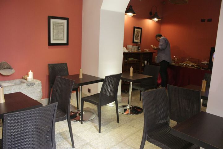 Breakfast/Coffee Service 21 of 35