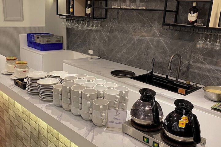 Breakfast/Coffee Service 41 of 62