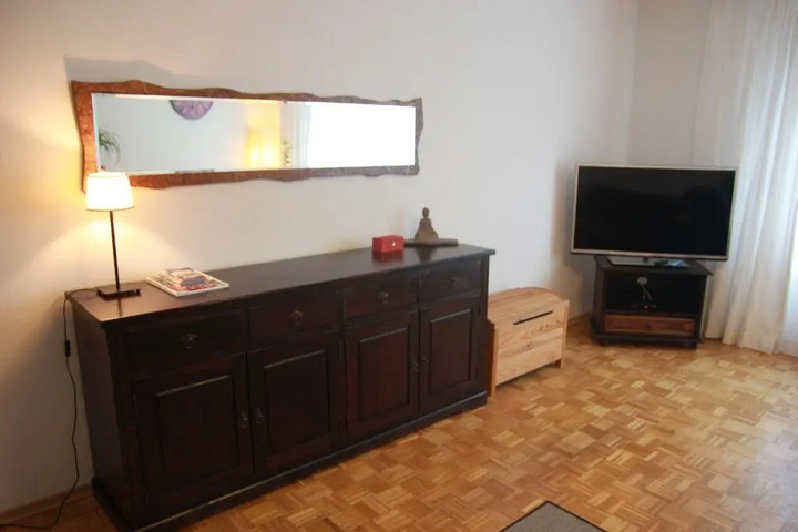 Room 3 of 17