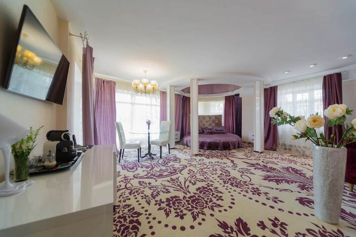 Room 30 of 75