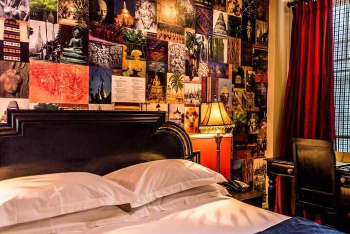 Room 23 of 98
