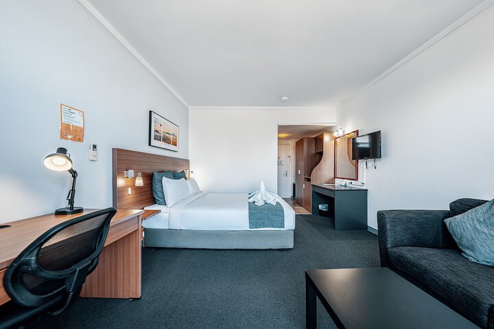 Room 10 of 53