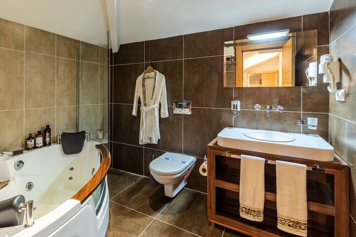 Bathroom Interior Photo