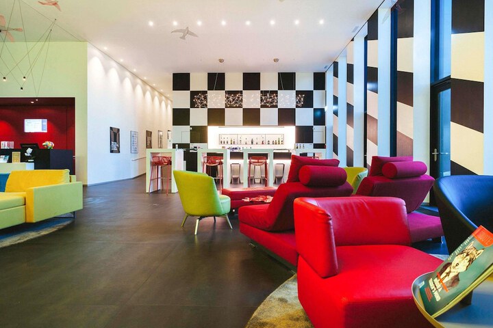 Hotel 44 of 46