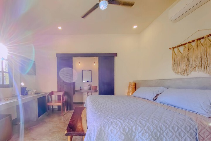 Room 19 of 151
