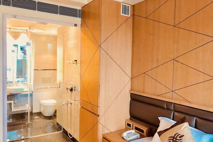 Room 75 of 110