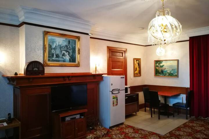Room 19 of 70