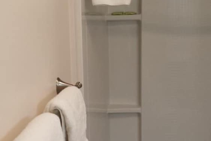 Room 10 of 22