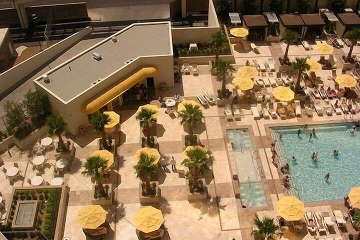 Pool 74 of 103
