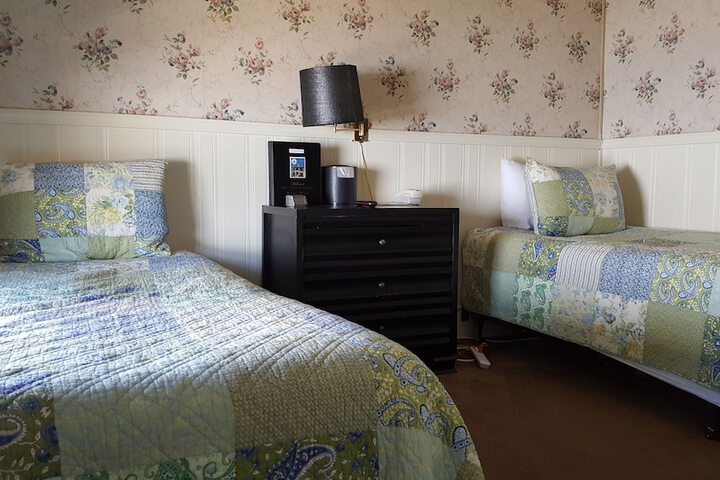 Room 5 of 42