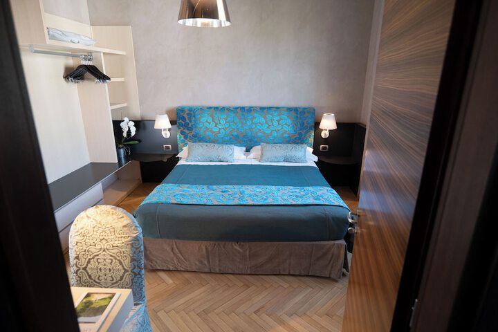 Room 41 of 60