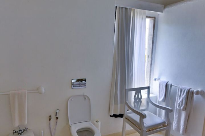 Room 62 of 149