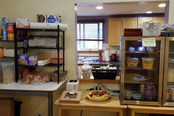Breakfast/Coffee Service 54 of 87