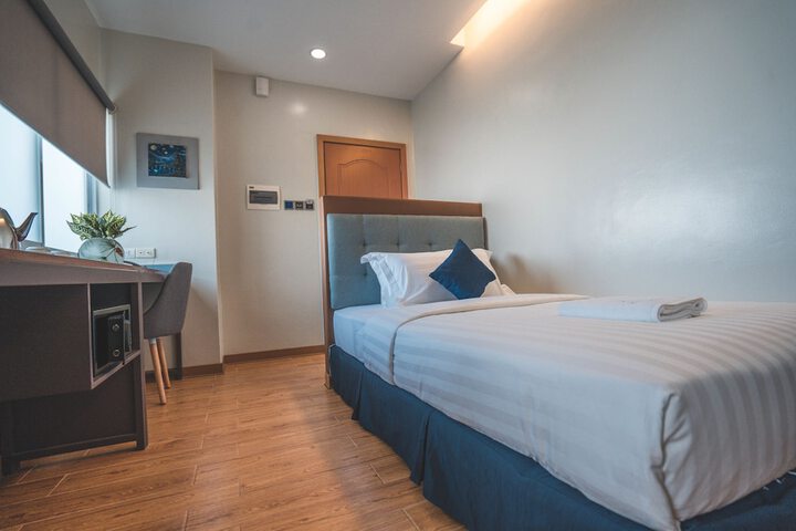 Room 30 of 55