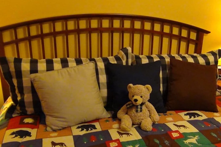 Room 6 of 92