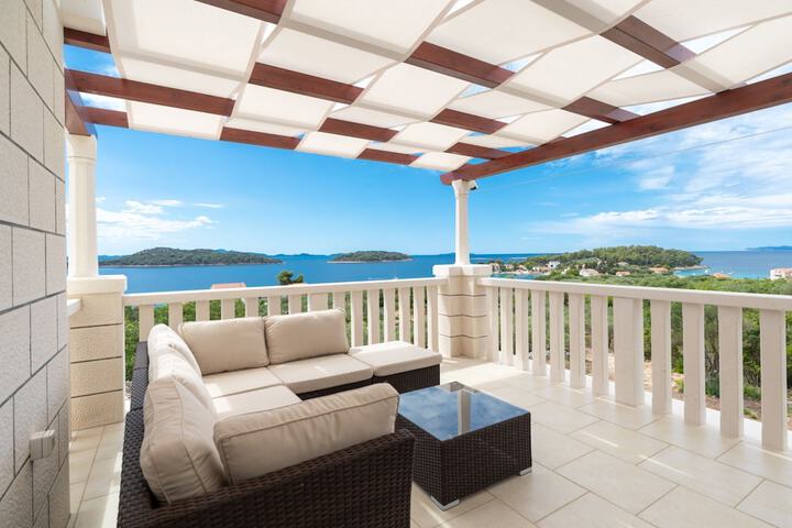 Terrace/Patio 20 of 45