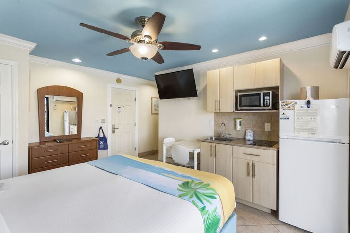 Private kitchenette