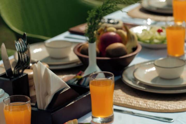 Dining 170 of 207