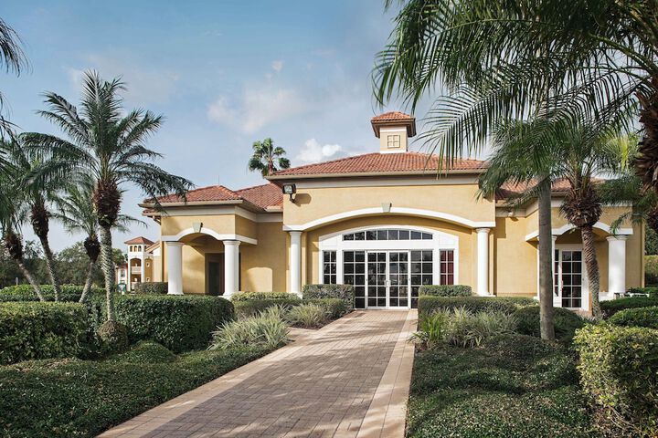 Hotel Entry