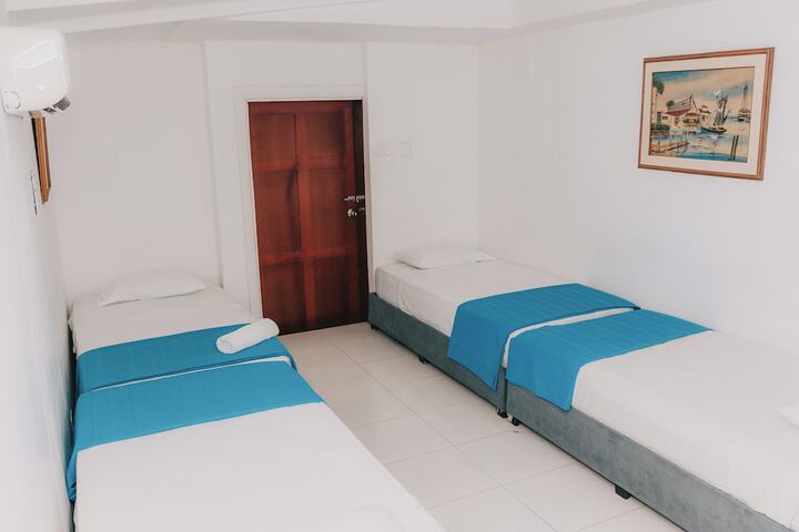 Room 66 of 98