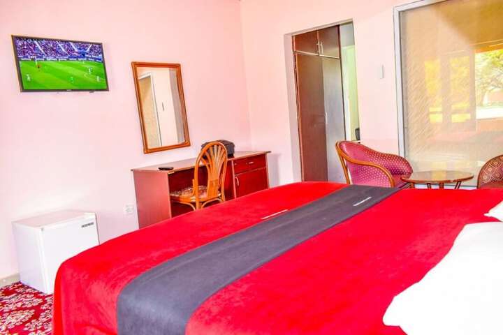 Room 10 of 22